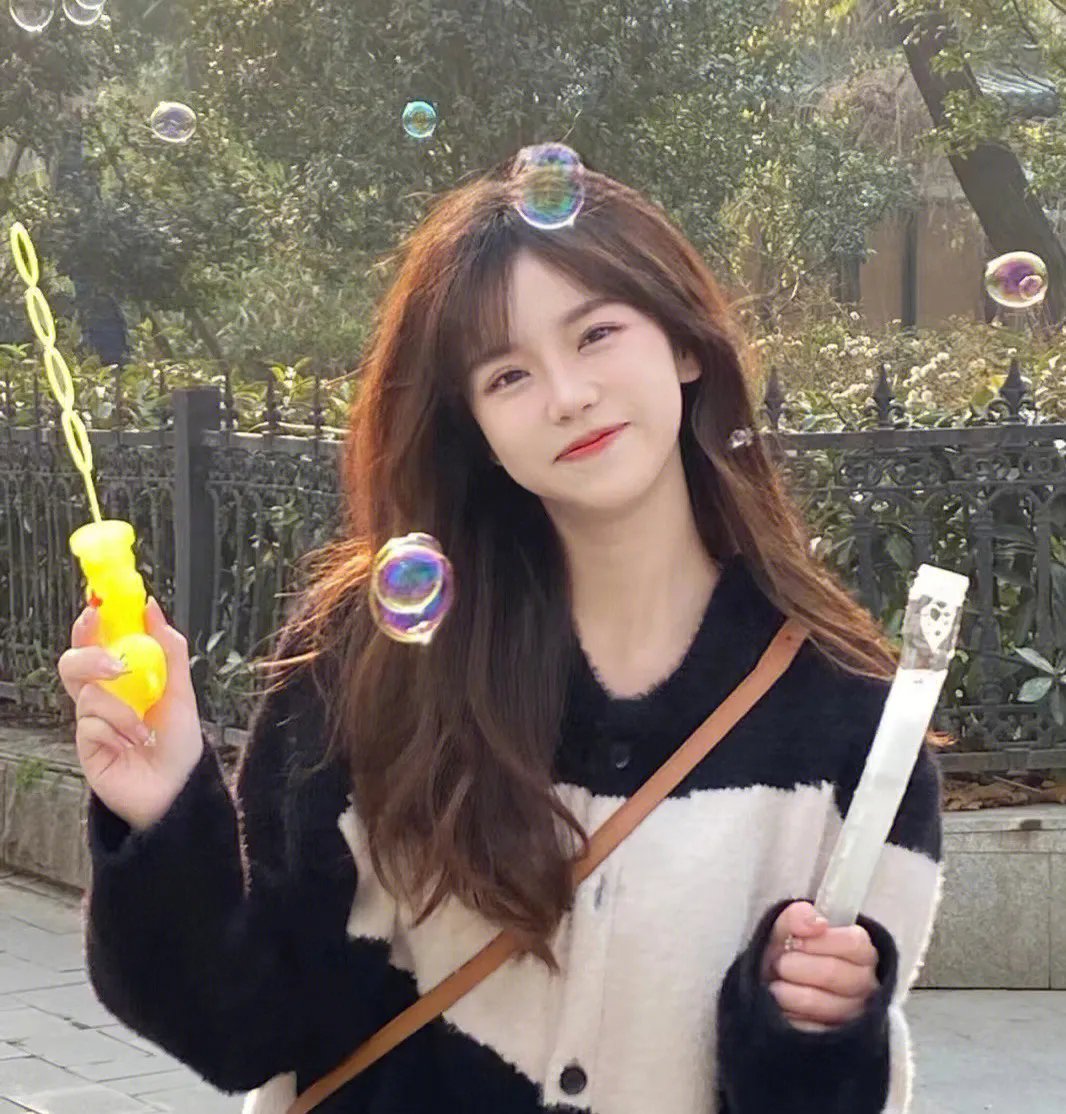 和顾总隐婚后，我火爆娱乐圈